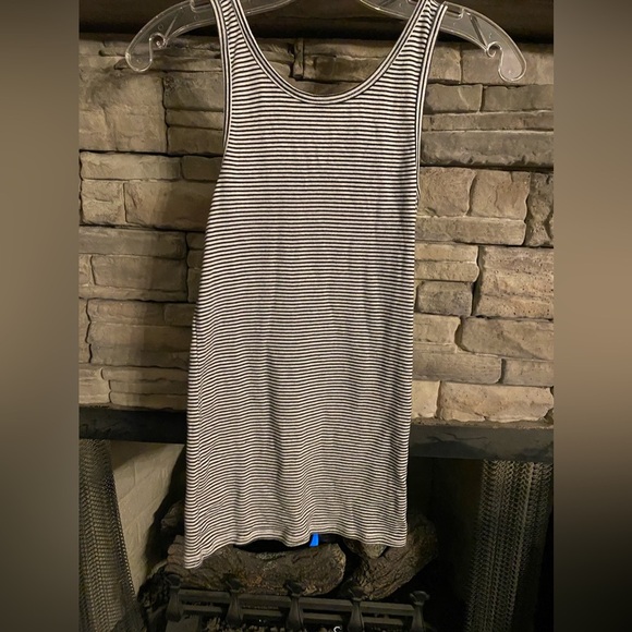 A New Day‎ striped Tank - Picture 3 of 3